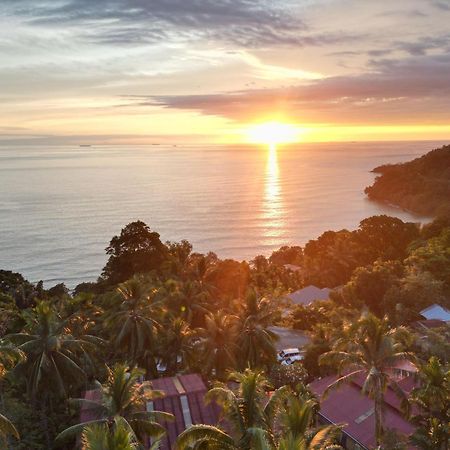 Air Manis Hillside Villa Cafe & Resto Padang  Exterior foto