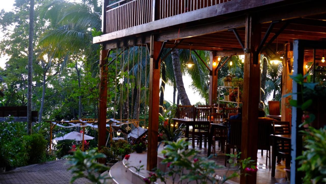Air Manis Hillside Villa Cafe & Resto Padang  Exterior foto