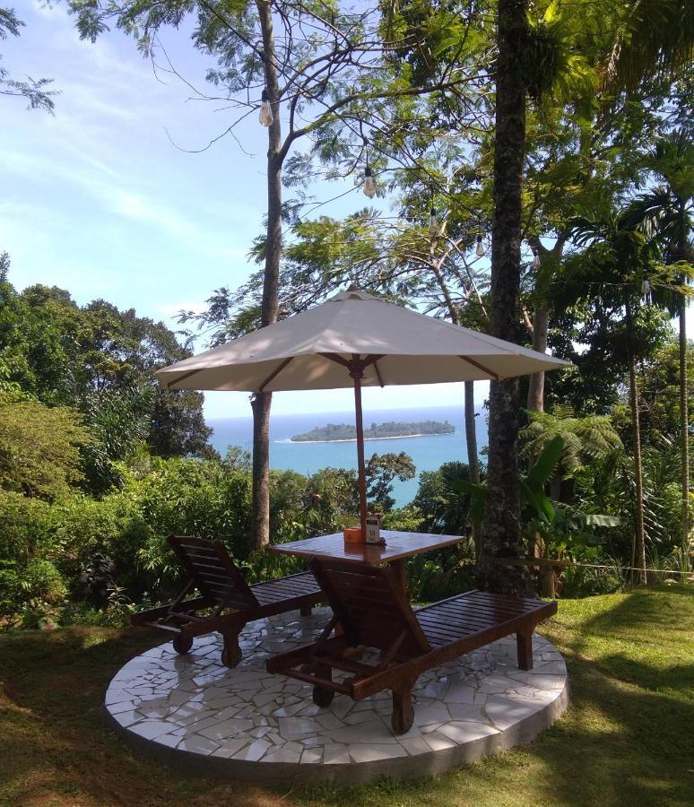 Air Manis Hillside Villa Cafe & Resto Padang  Exterior foto