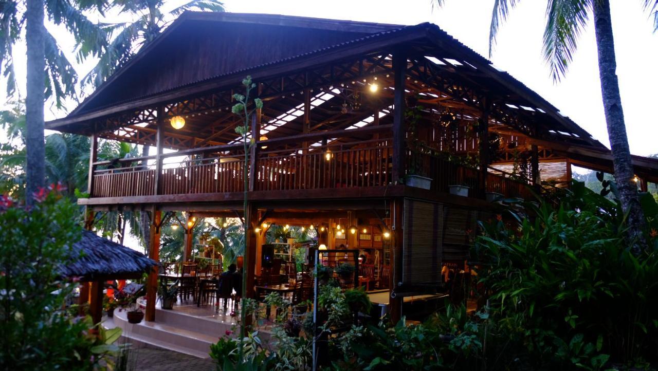 Air Manis Hillside Villa Cafe & Resto Padang  Exterior foto