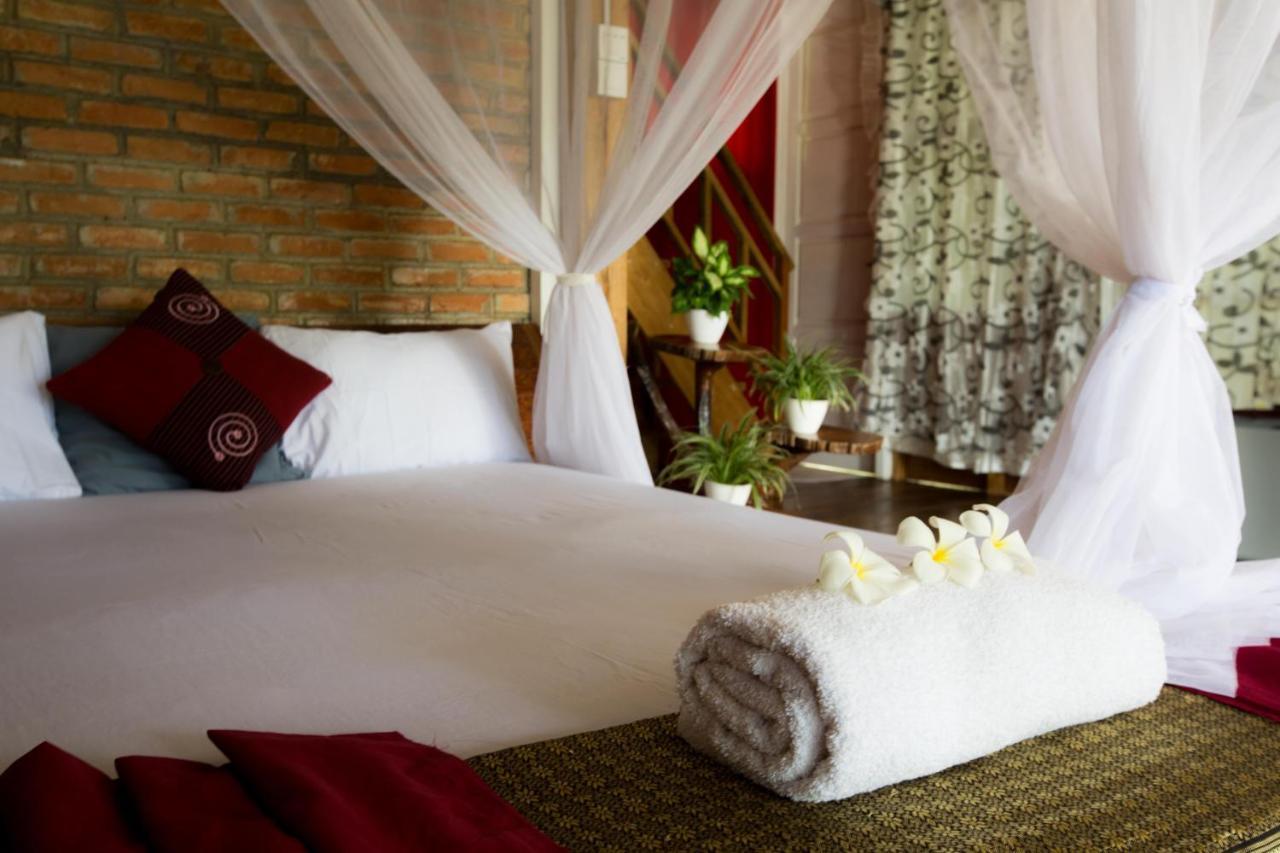 Air Manis Hillside Villa Cafe & Resto Padang  Exterior foto