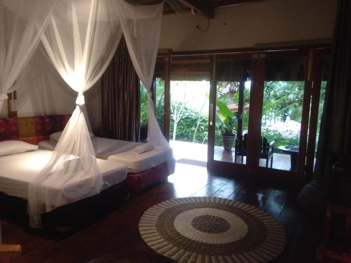 Air Manis Hillside Villa Cafe & Resto Padang  Exterior foto