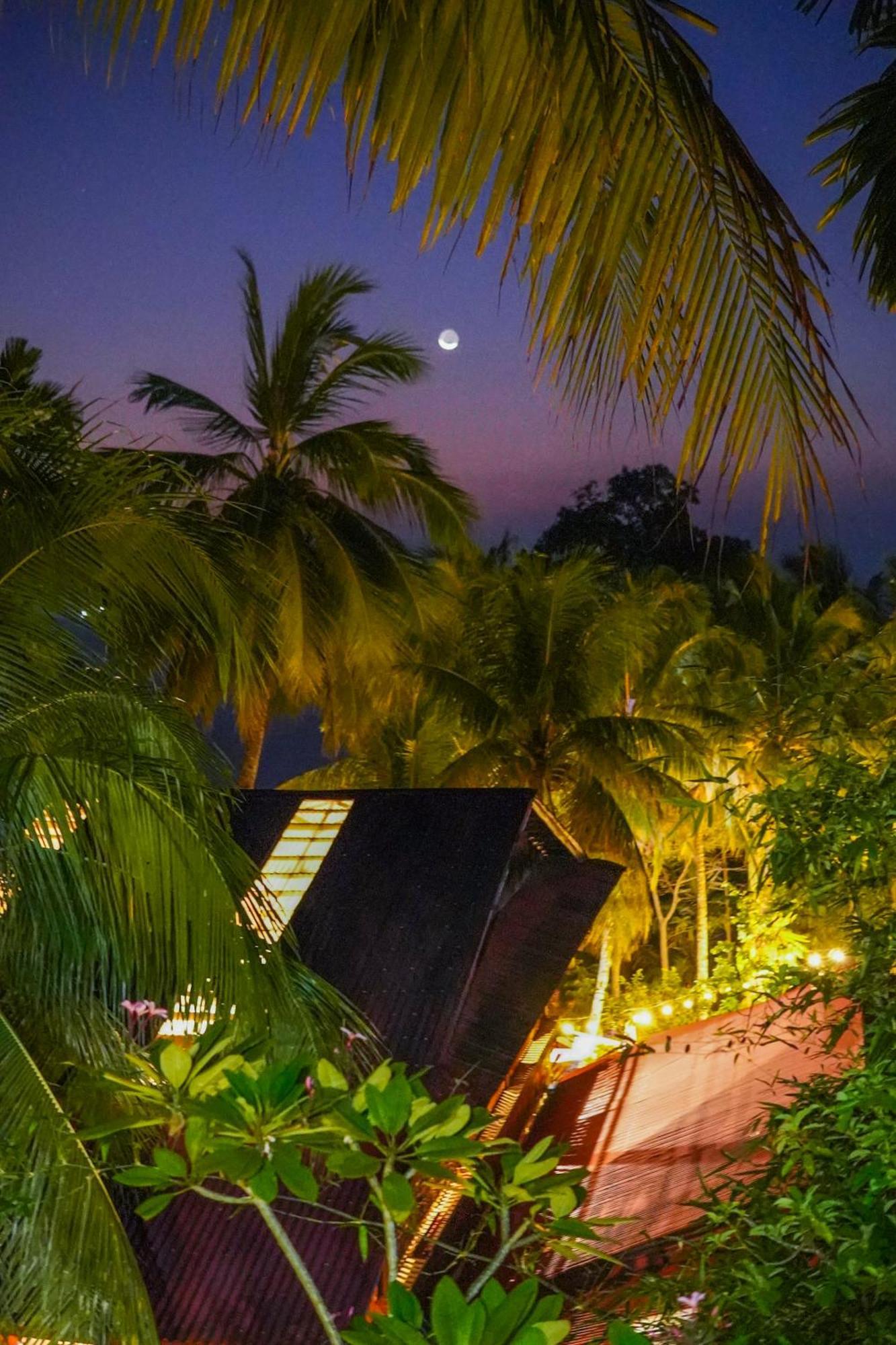 Air Manis Hillside Villa Cafe & Resto Padang  Exterior foto