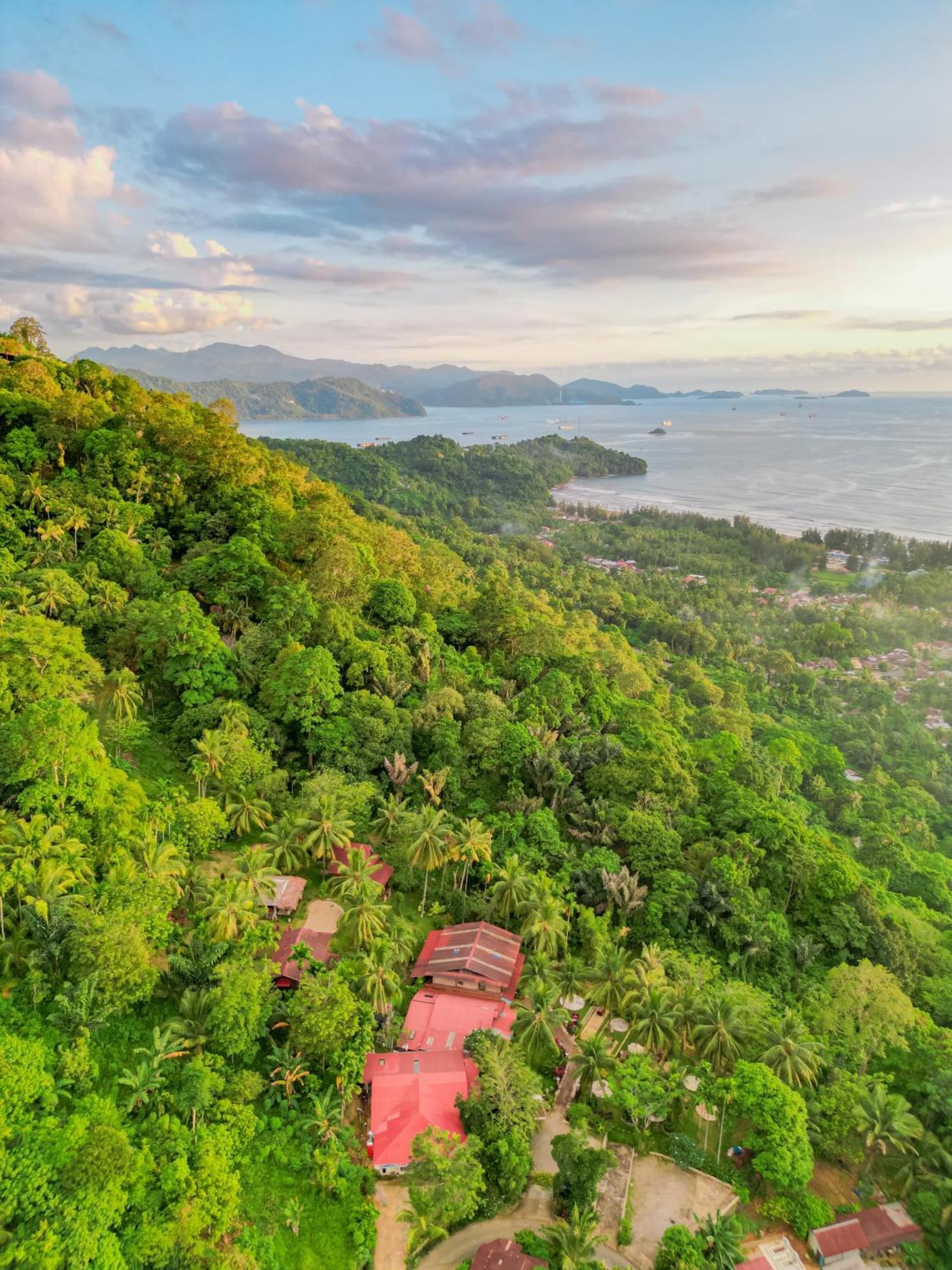 Air Manis Hillside Villa Cafe & Resto Padang  Exterior foto